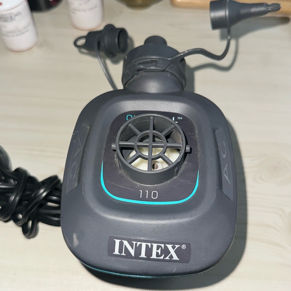ELECTRIC AIR PUMP